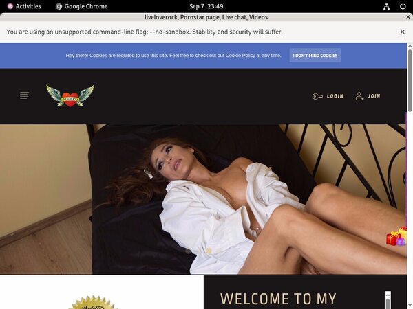 Liveloverock.modelcentro.net Porn Pics